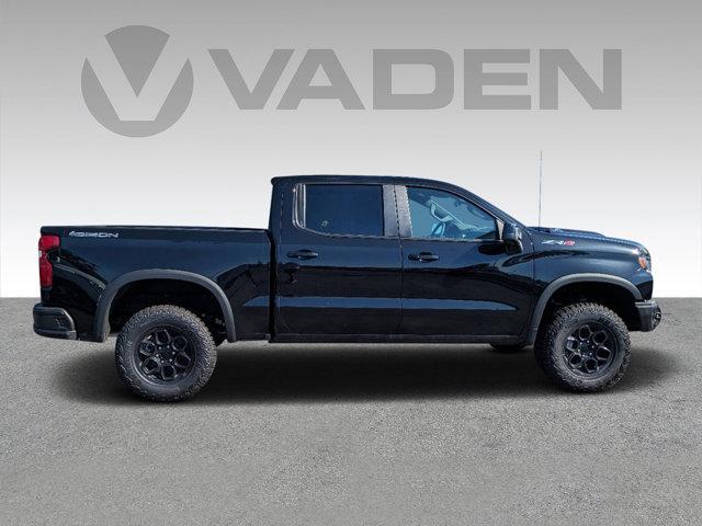2024 Chevrolet Silverado 1500 Vehicle Photo in BRUNSWICK, GA 31525-1881