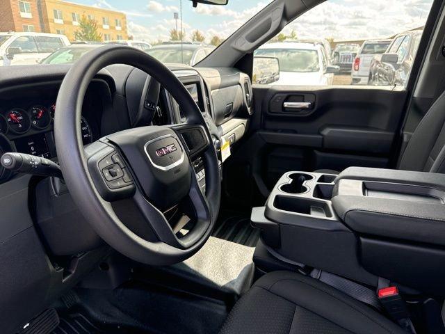2024 GMC Sierra 1500 Vehicle Photo in MEDINA, OH 44256-9631