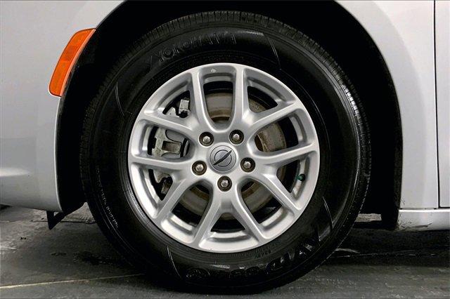 2022 Chrysler Pacifica Vehicle Photo in KANSAS CITY, MO 64114-4502