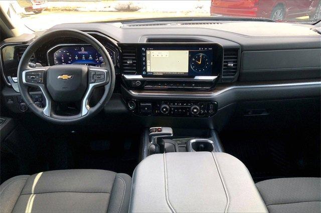 2024 Chevrolet Silverado 1500 Vehicle Photo in KANSAS CITY, MO 64114-4502