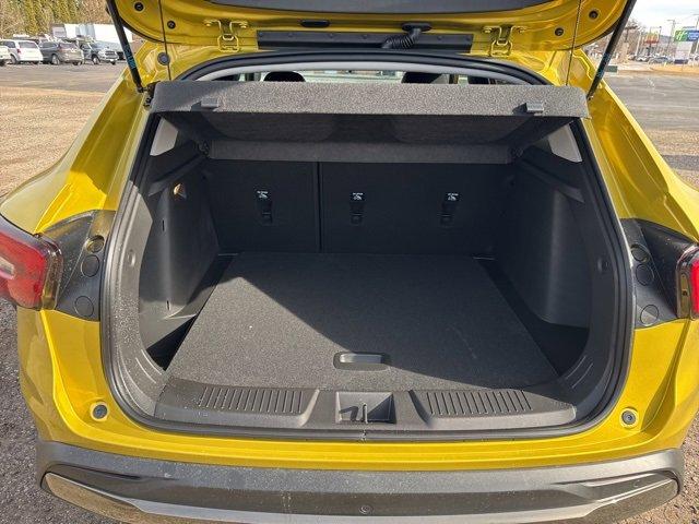 2025 Chevrolet Trax Vehicle Photo in SAUK CITY, WI 53583-1301