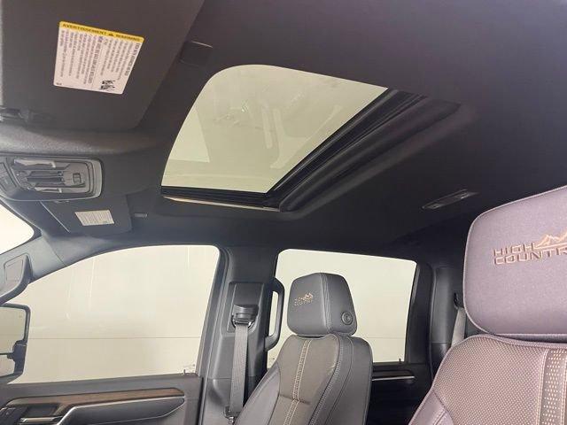 2025 Chevrolet Silverado 3500 HD Vehicle Photo in PHOENIX, AZ 85014-3381