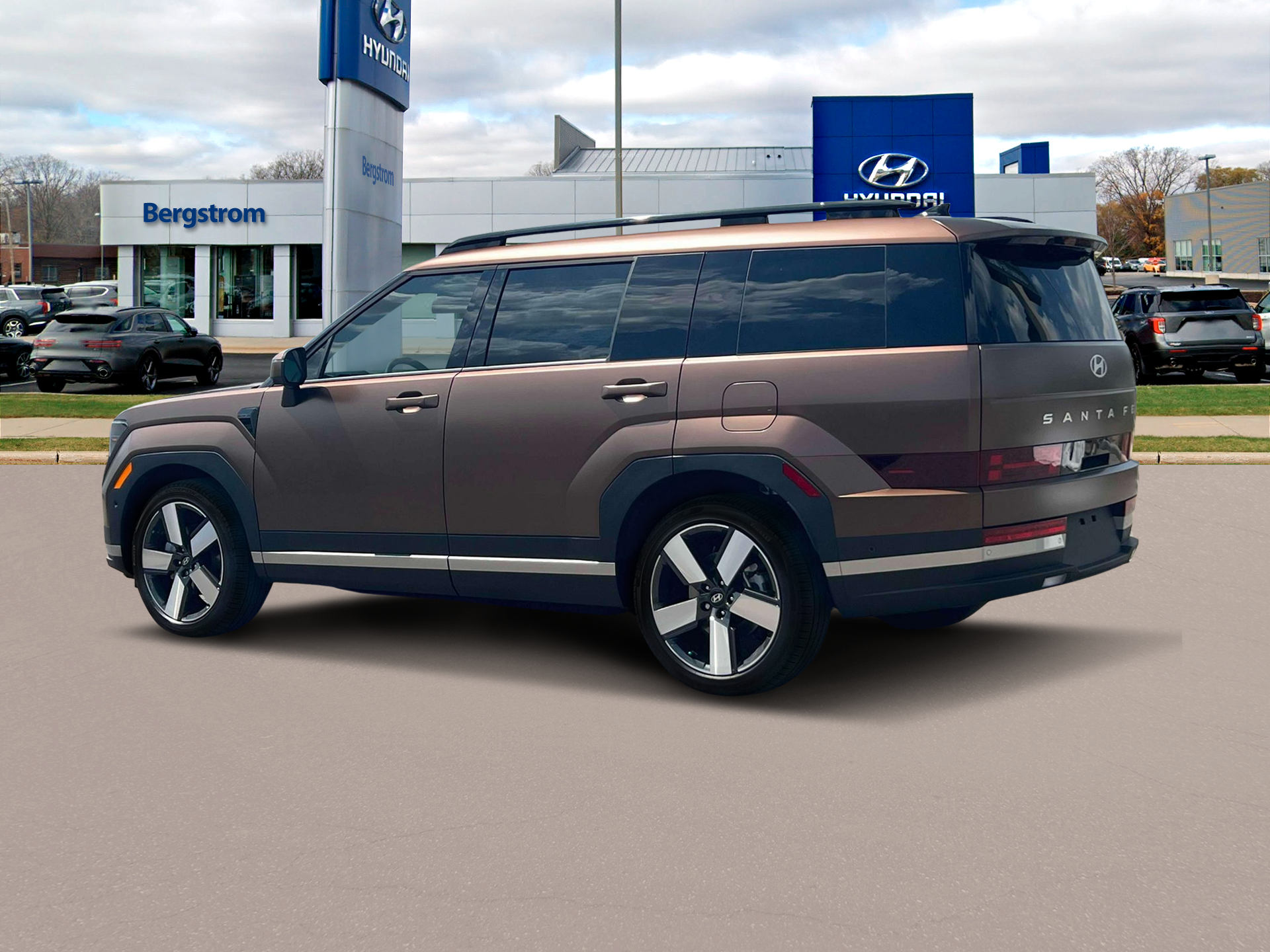 2024 Hyundai SANTA FE Hybrid Vehicle Photo in Green Bay, WI 54304