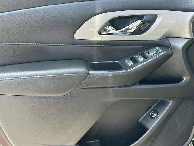 2023 Chevrolet Traverse Vehicle Photo in SAINT JAMES, NY 11780-3219