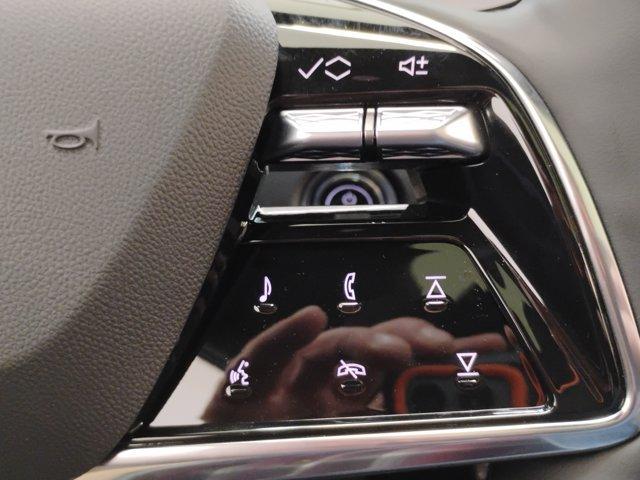 2025 Cadillac LYRIQ Vehicle Photo in PINEVILLE, NC 28134-8495