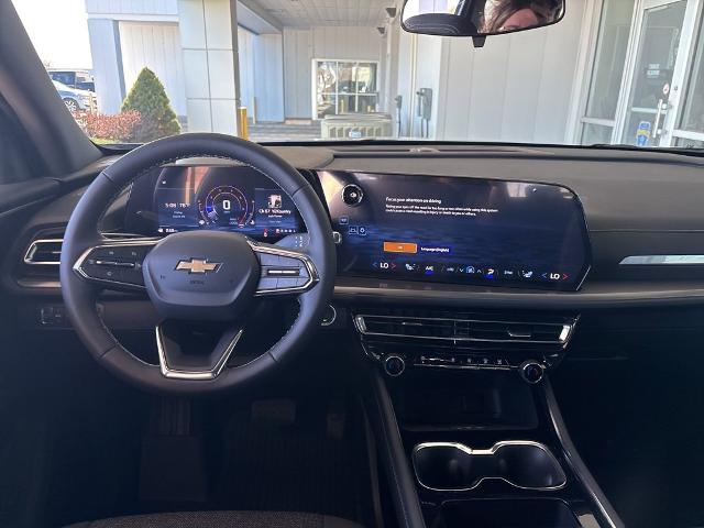 2025 Chevrolet Traverse Vehicle Photo in MANHATTAN, KS 66502-5036