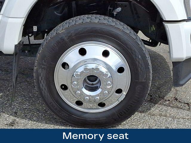 2024 Ford F-450 Vehicle Photo in DANBURY, CT 06810-5034