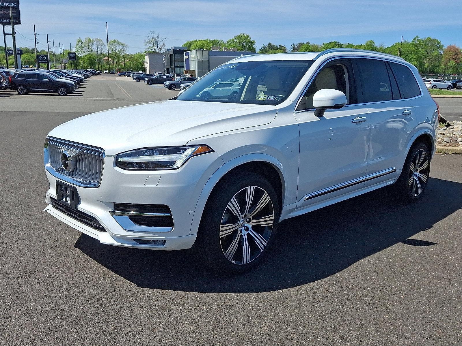 2022 Volvo XC90 Vehicle Photo in Trevose, PA 19053