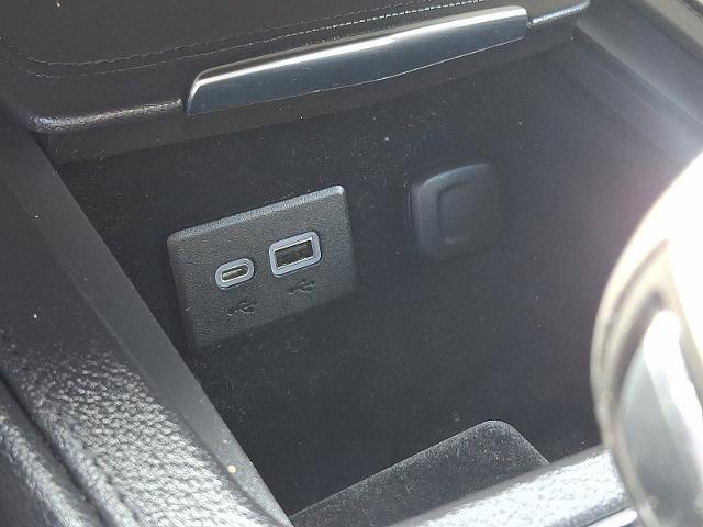 2023 Cadillac XT4 Vehicle Photo in TREVOSE, PA 19053-4984