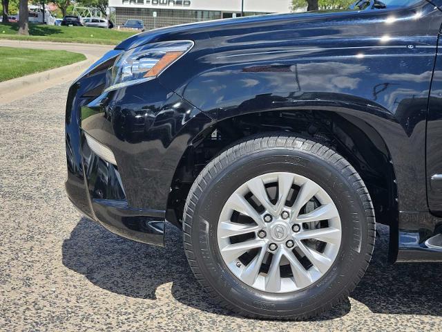 2017 Lexus GX 460 Vehicle Photo in FORT WORTH, TX 76132