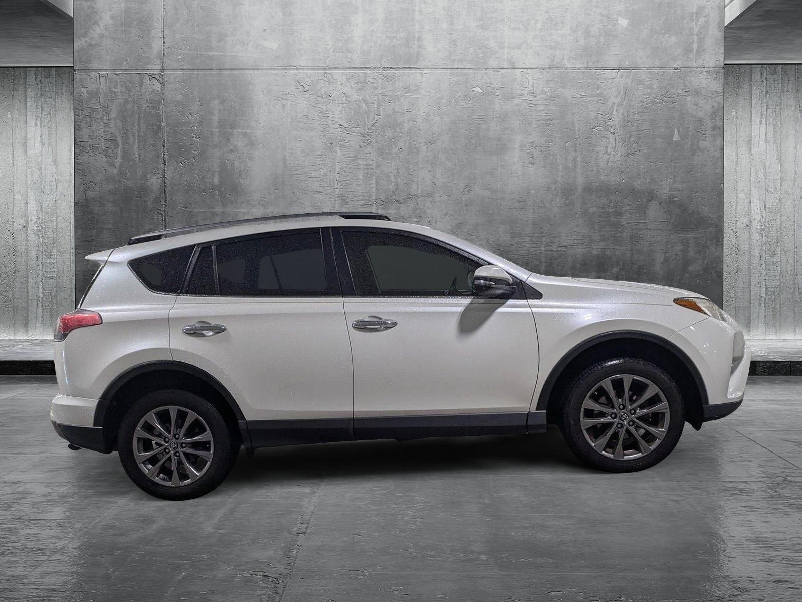 2018 Toyota RAV4 Vehicle Photo in Winter Park, FL 32792