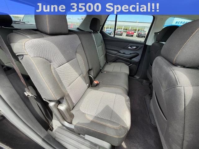 2021 Chevrolet Traverse Vehicle Photo in GREEN BAY, WI 54304-5303