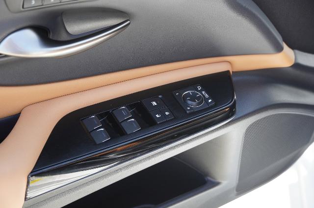 2024 Lexus ES 350 Vehicle Photo in Riverdale, UT 84405