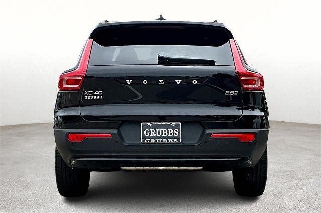 2026 Volvo XC40 Vehicle Photo in Houston, TX 77007