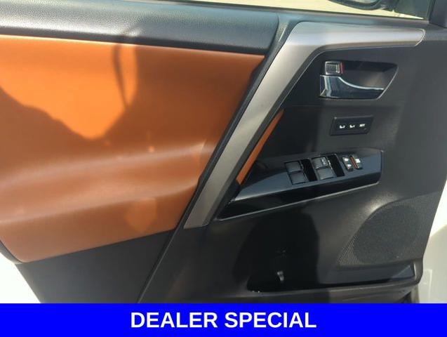 2017 Toyota RAV4 Hybrid Vehicle Photo in Merrillville, IN 46410