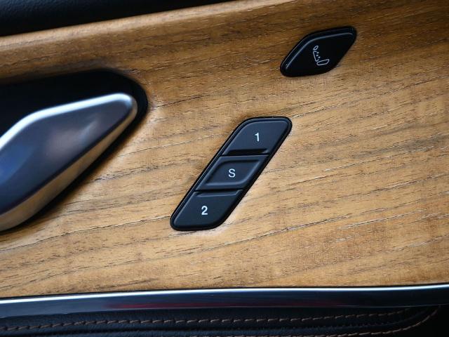 2023 Jeep Grand Cherokee 4xe Vehicle Photo in Cedar Rapids, IA 52402