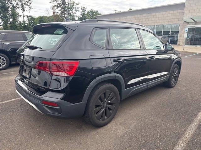2022 Volkswagen Taos Vehicle Photo in TREVOSE, PA 19053-4984