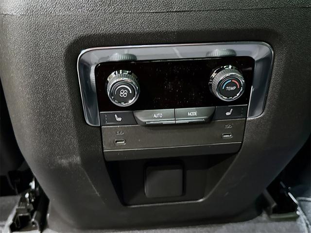 2025 Chevrolet Tahoe Vehicle Photo in EVERETT, WA 98203-5662