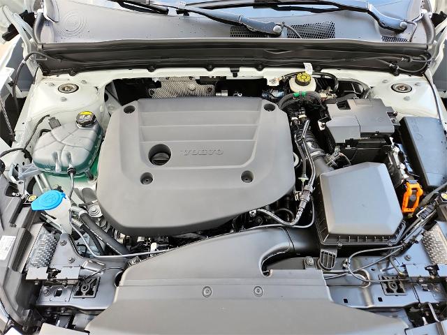 2024 Volvo XC40 Vehicle Photo in Houston, TX 77007