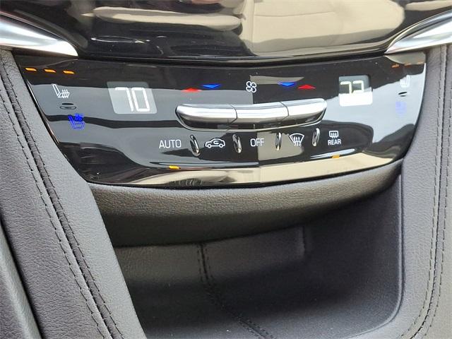 2025 Cadillac XT6 Vehicle Photo in ALLENTOWN, PA 18103-7399
