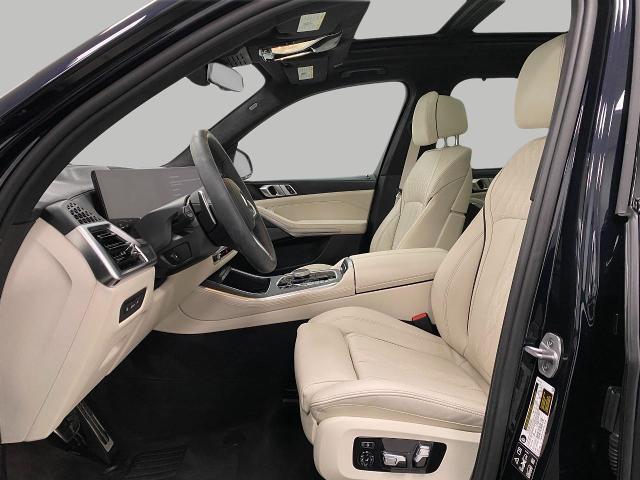 2025 BMW X5 xDrive40i Vehicle Photo in Appleton, WI 54913