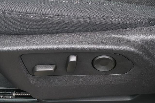 2025 Chevrolet Silverado 2500 HD Vehicle Photo in VENTURA, CA 93003-8585