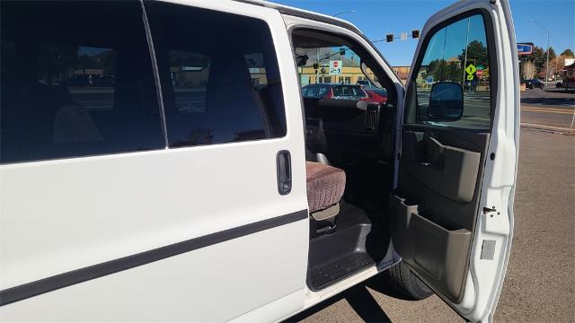 2016 Chevrolet Express Passenger 3500 Vehicle Photo in FLAGSTAFF, AZ 86001-6214
