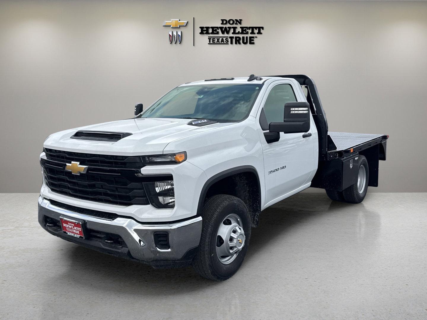 2025 Chevrolet Silverado 3500 HD Chassis Cab Vehicle Photo in GEORGETOWN, TX 78626-7508
