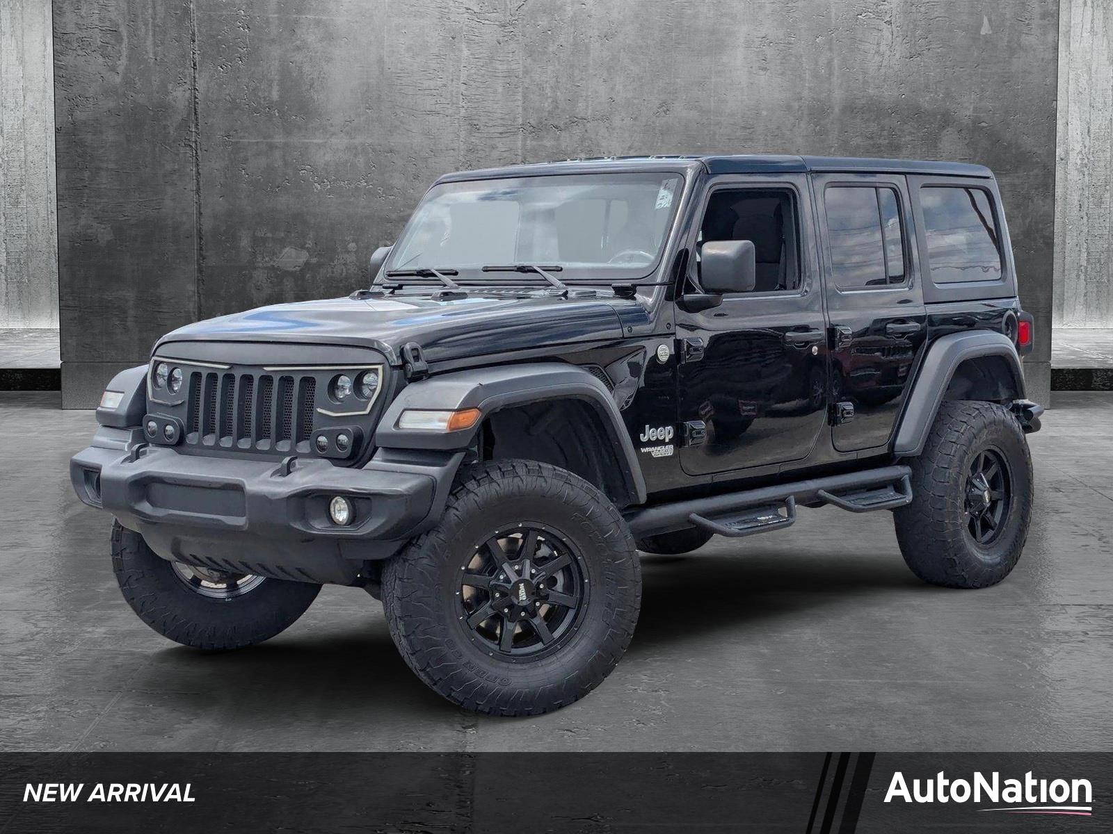 2020 Jeep Wrangler Unlimited Vehicle Photo in Valencia, CA 91355