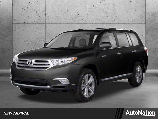2013 Toyota Highlander Vehicle Photo in VALENCIA, CA 91355-1705