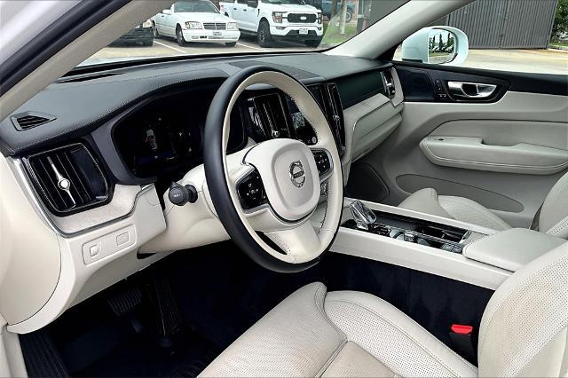2022 Volvo XC60 Vehicle Photo in Houston, TX 77007