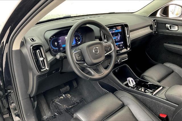 2024 Volvo XC40 Vehicle Photo in Grapevine, TX 76051