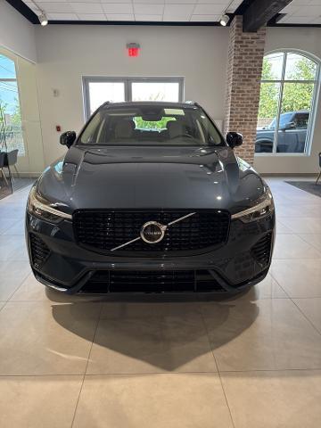 2025 Volvo XC60 Vehicle Photo in Houston, TX 77007