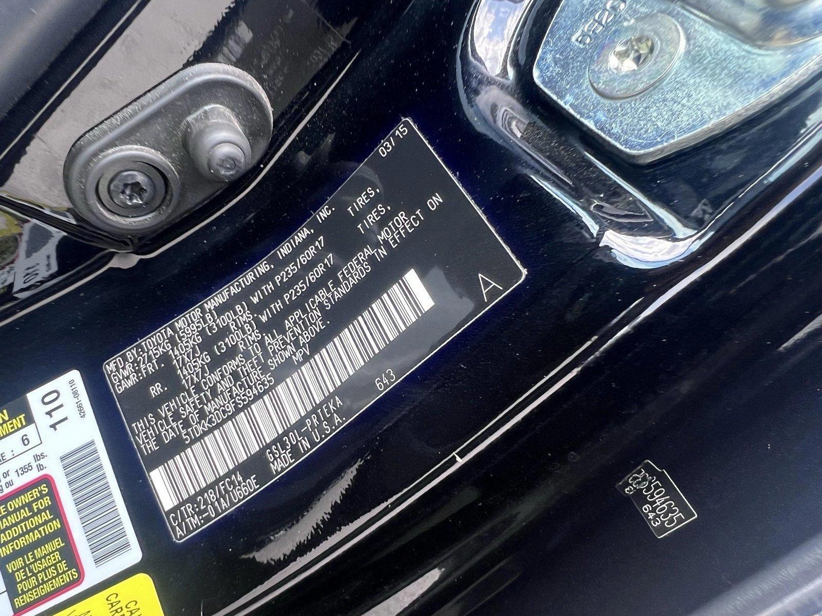 2015 Toyota Sienna Vehicle Photo in Santa Clarita, CA 91355