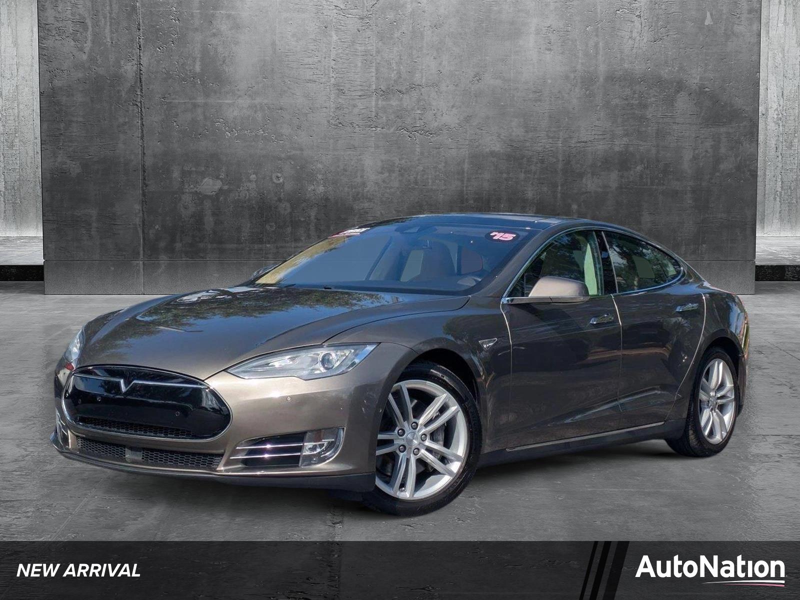 2015 Tesla Model S Vehicle Photo in GREENACRES, FL 33463-3207