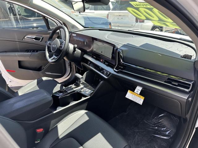 2025 Kia Sportage Vehicle Photo in Tucson, AZ 85712