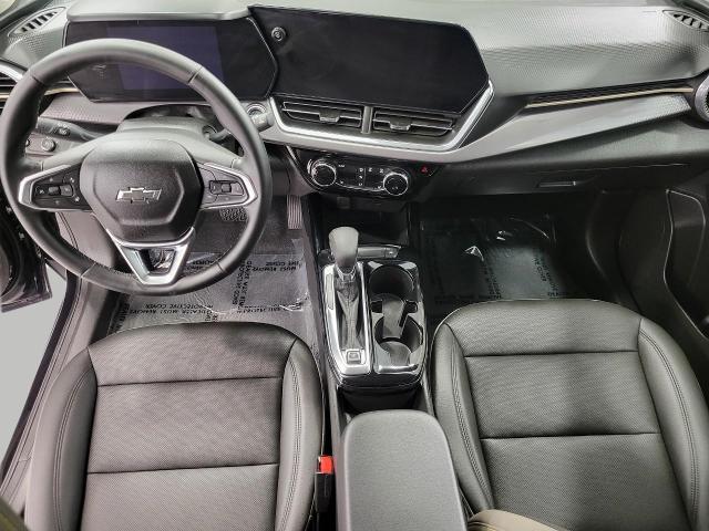 2025 Chevrolet Trax Vehicle Photo in NEENAH, WI 54956-2243