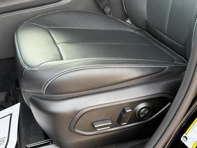 2024 Jeep Grand Cherokee Vehicle Photo in COLUMBIA, MO 65203-3903
