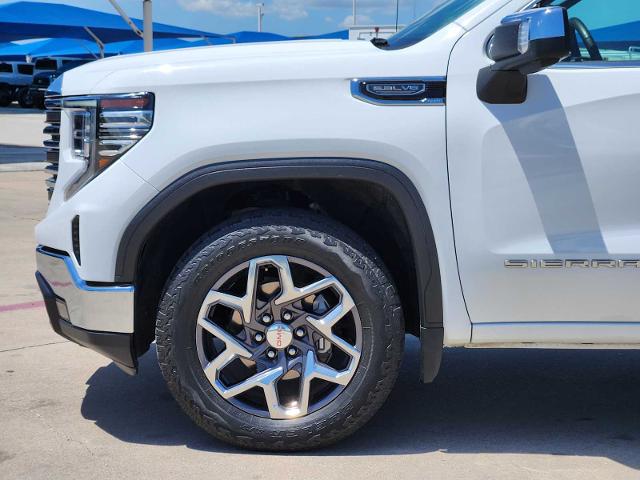 2023 GMC Sierra 1500 Vehicle Photo in DENTON, TX 76210-9321