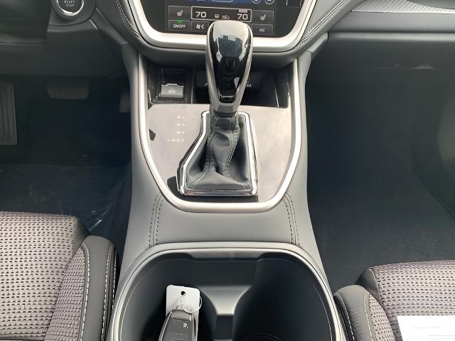 2025 Subaru Outback Vehicle Photo in Green Bay, WI 54304