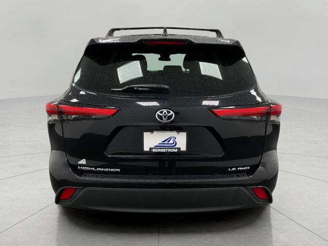 2022 Toyota Highlander Vehicle Photo in Appleton, WI 54913