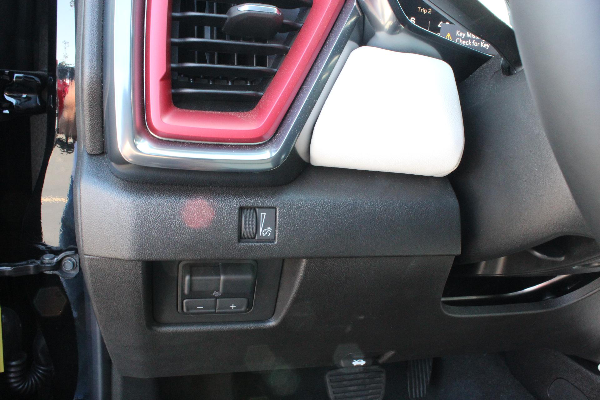 2024 GMC Canyon Vehicle Photo in AURORA, CO 80012-4011