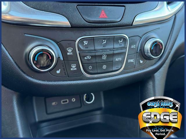 2021 Chevrolet Equinox Vehicle Photo in Roslyn, NY 11576