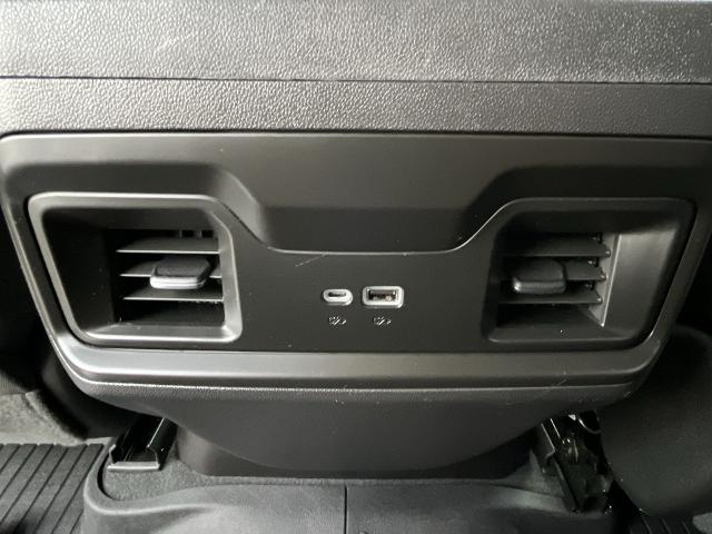 2022 Chevrolet Silverado 1500 Vehicle Photo in PITTSBURGH, PA 15226-1209