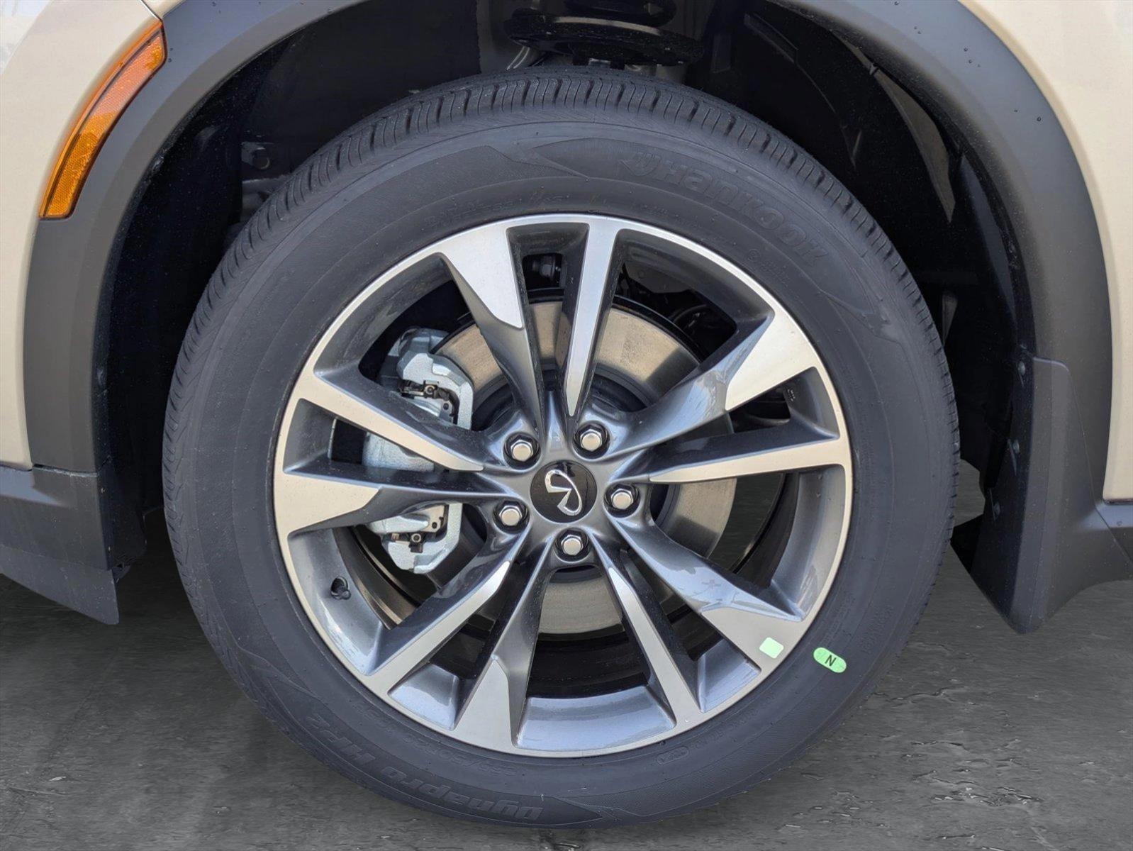 2025 INFINITI QX60 Vehicle Photo in Tustin, CA 92782