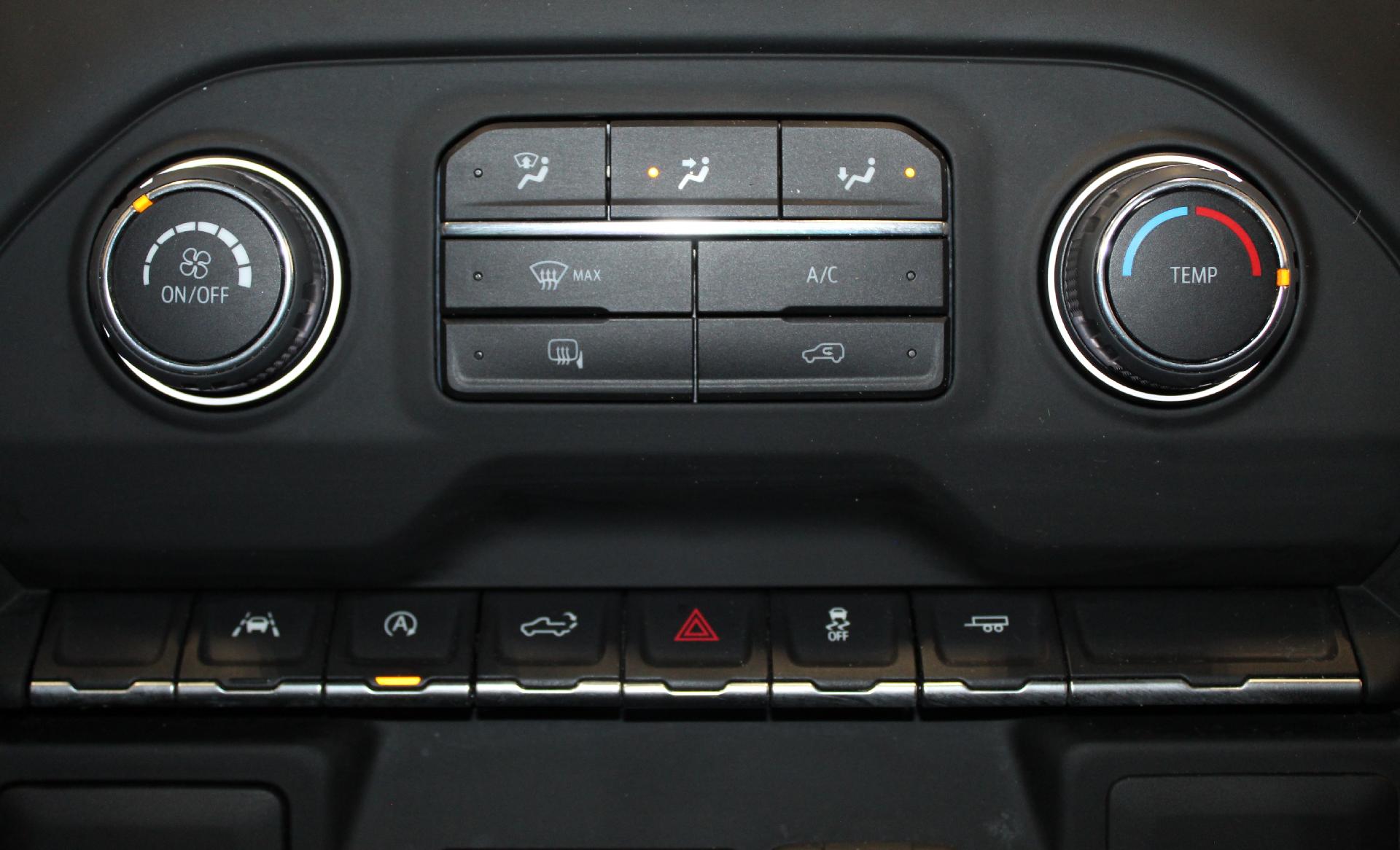 2023 Chevrolet Silverado 1500 Vehicle Photo in NORTHAMPTON, MA 01060-1120