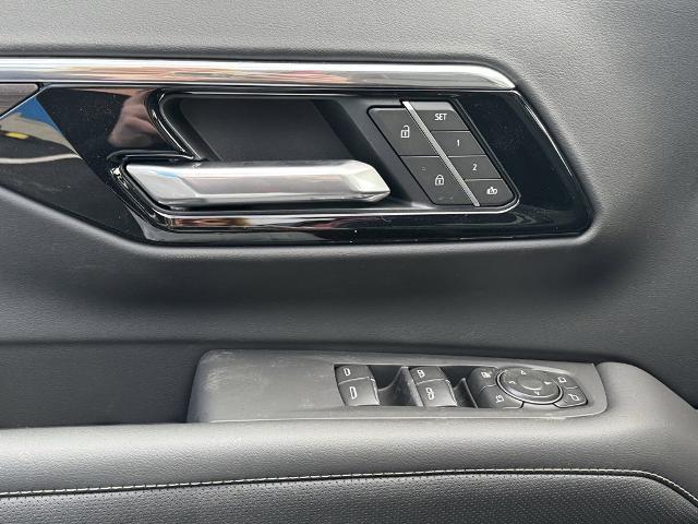 2025 Chevrolet Tahoe Vehicle Photo in GARDNER, MA 01440-3110