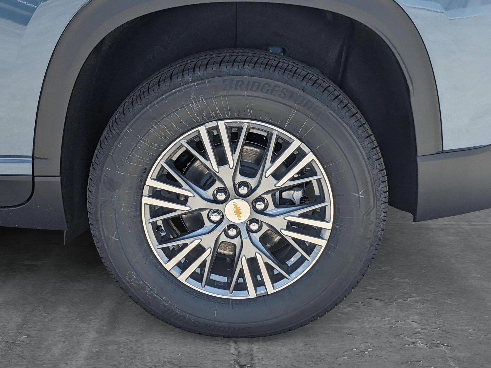 2025 Chevrolet Traverse Vehicle Photo in MIAMI, FL 33172-3015