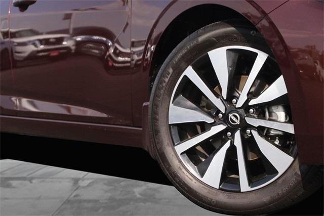 2024 Nissan Sentra Vehicle Photo in Hazelwood, MO 63042