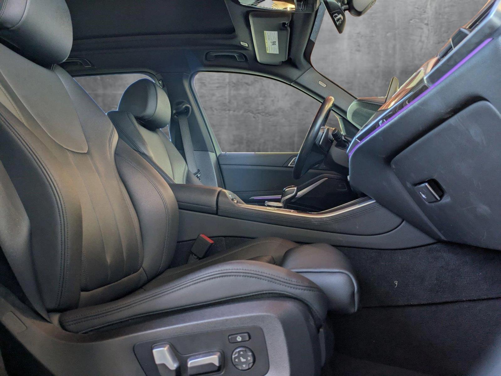 2022 BMW X5 sDrive40i Vehicle Photo in Valencia, CA 91355-1794